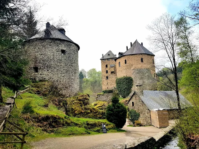 Le Château de Reinhardstein et ses visites insolites