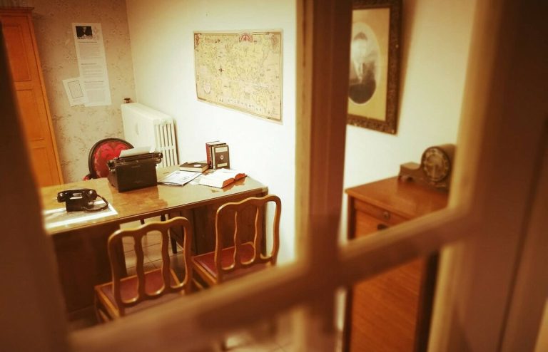 Charlerooms | Escapes games à Charleroi